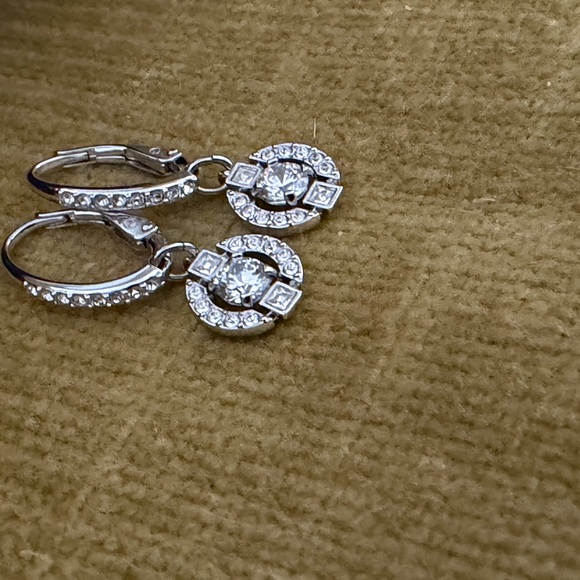 Swarovski Art Deco style Silver and Crystal Dangle Earrings, new with box - Picture 3 of 8